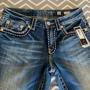 Denim jeans. Boyfriend Capri’s